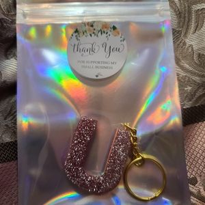 U keychain
